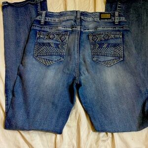 Wired heart jeans❤️❤️